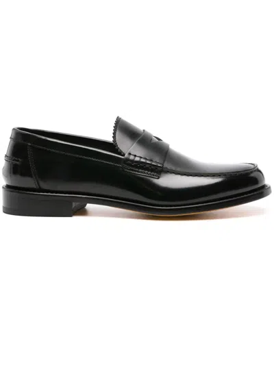 Doucal's Loafer In Black Leather In Nero