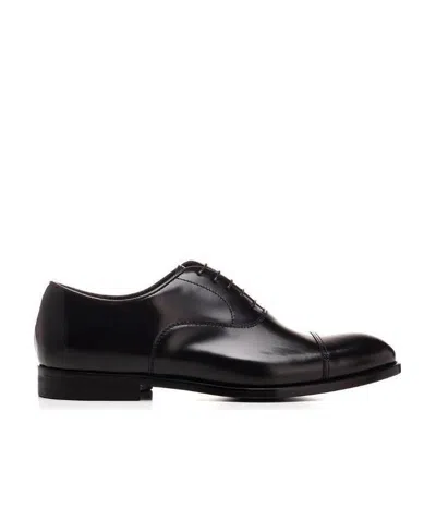 Doucal's Logo Business Dress Shoes In Black