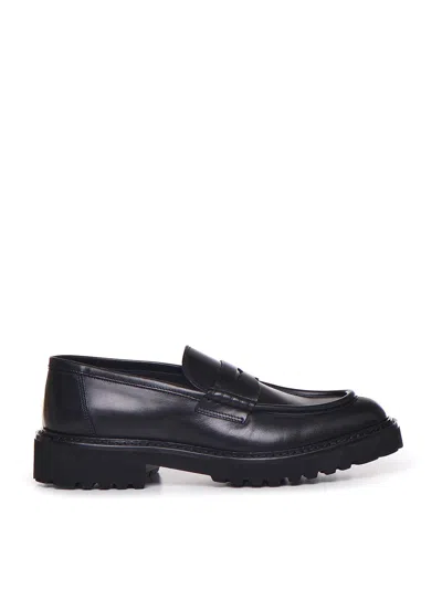 Doucal's Loafers In Calfskin In Black