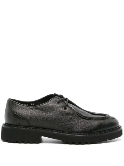 Doucal's Nero Derby Shoes