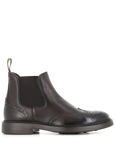 Doucal's Perforated Ankle Boots In Brown