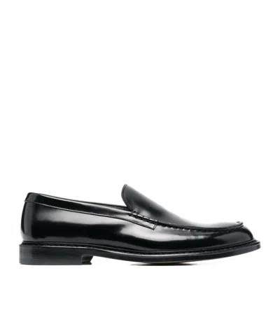 Doucal's Round Head Business Casual Shoes In Black