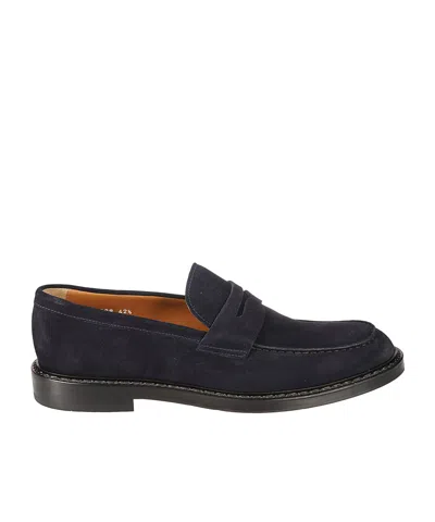 Doucal's Round Head Loafer Shoes In Black