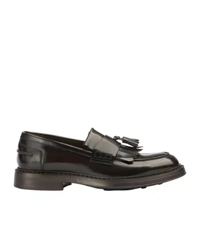 Doucal's Round Head Loafer Shoes In Black