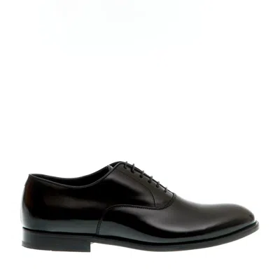 Doucal's Smooth Black Lace-up Leather Bottom