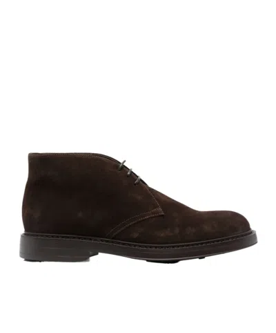 Doucal's Suede Boots In Black