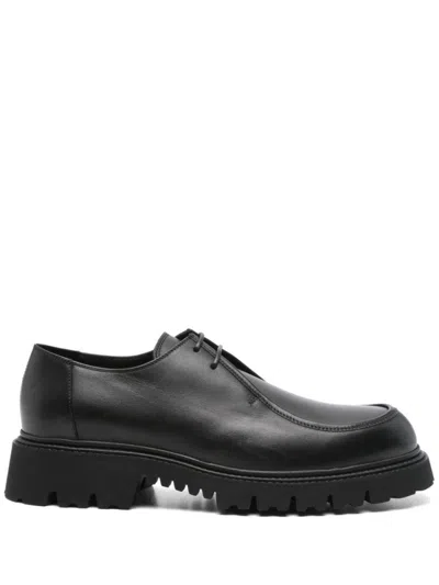 DOUCAL'S BLACK LEATHER DERBY SHOES