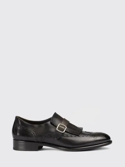 Doucal's Shoes Men  In Black
