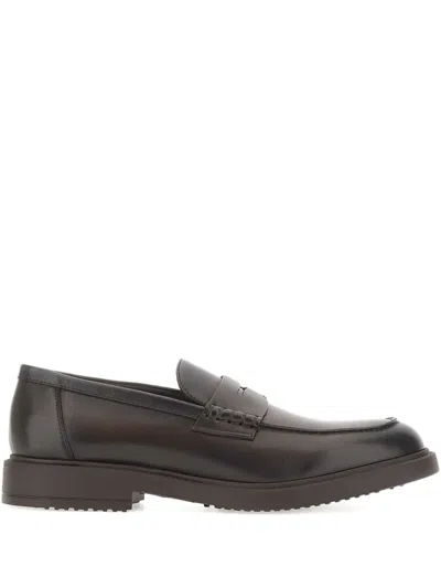 Doucal's Carved-vamp Stitching Loafers In Brown