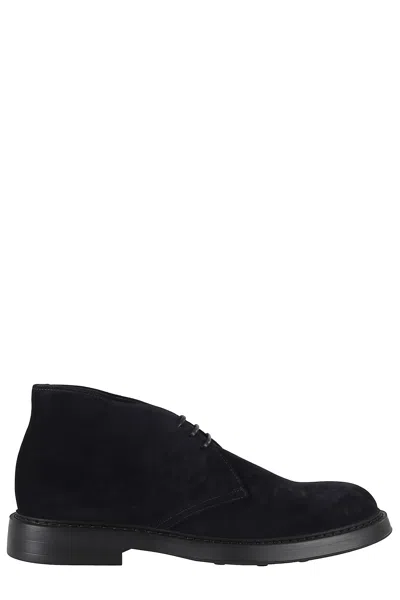DOUCAL'S CHUKKA