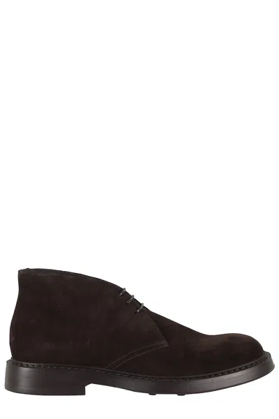DOUCAL'S CHUKKA
