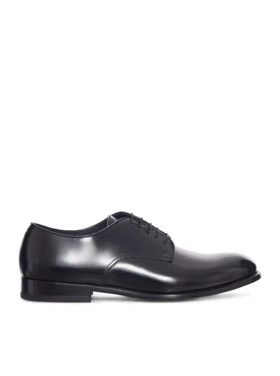 Doucal's Derby Lace-up In Shiny Leather In Black