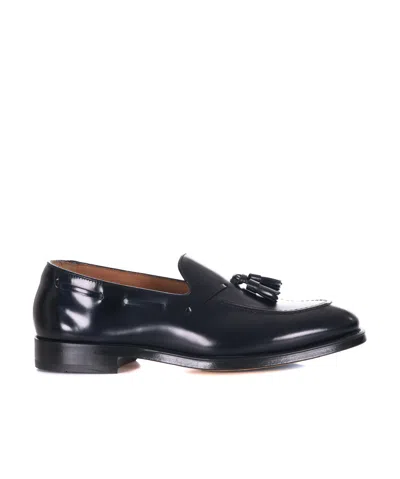 Doucal's Almond Toe Tasseled Loafers In Black