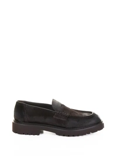 Doucal's Tod's Leather Moccasin With Tassels