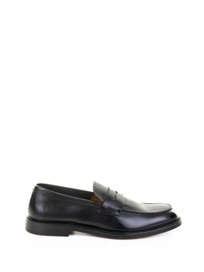 Doucal's Black Leather Moccasin