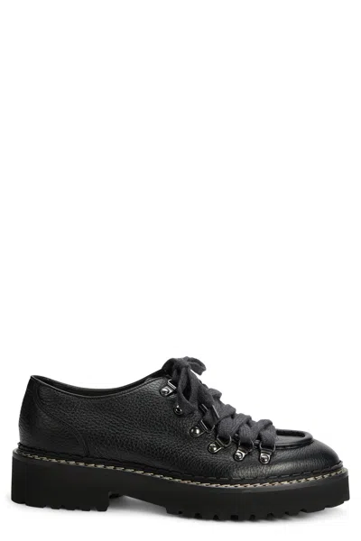 Doucal's Laced Leather Shoes In Black