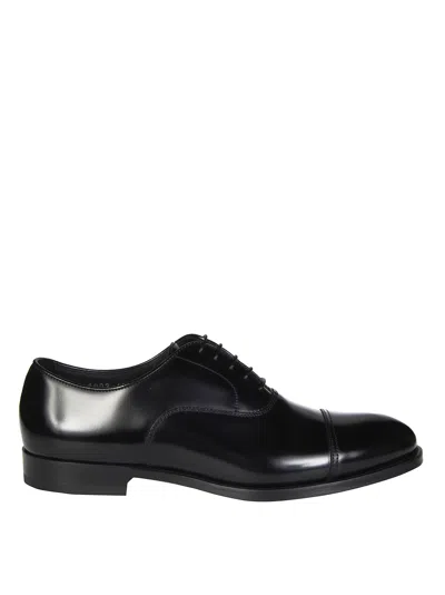 Doucal's Black Brushed Leather Cap Toe Derby Shoes