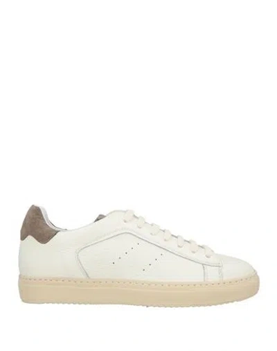 Doucal's Man Sneakers Ivory Size 9 Calfskin In Multi