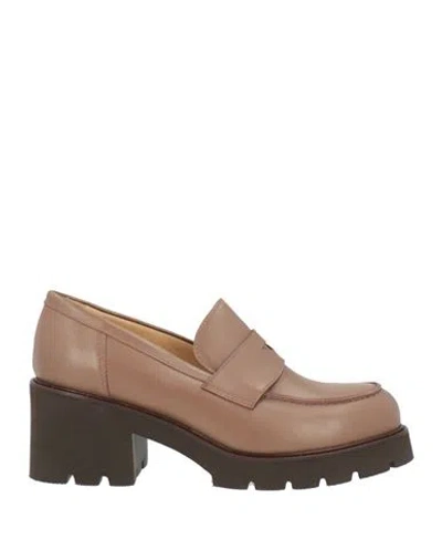 Doucal's Swami Woman Loafers Light Brown Size 10 Leather In Multi
