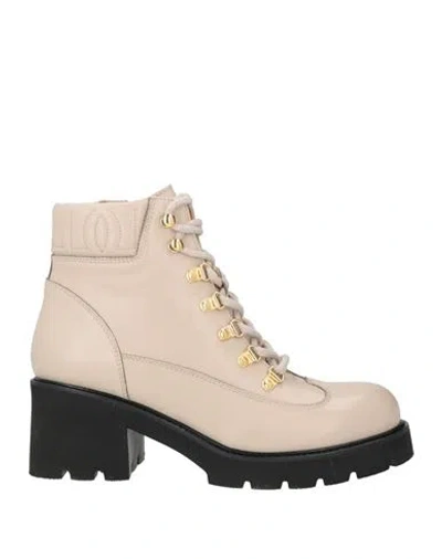 Doucal's Woman Ankle Boots Beige Size 8 Leather In Sand