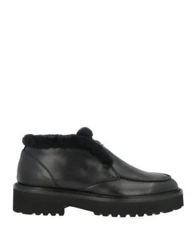 Doucal's Woman Ankle Boots Black Size 7.5 Leather