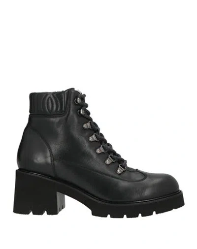 Doucal's Woman Ankle Boots Black Size 8 Leather In Multi