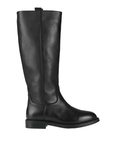 Doucal's Woman Boot Black Size 7 Leather