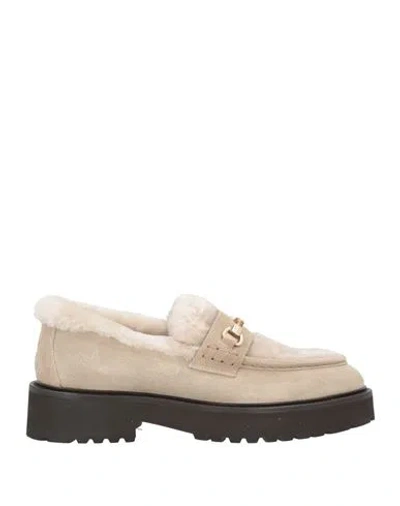 DOUCAL'S DOUCAL'S WOMAN LOAFERS BEIGE SIZE 6 CALFSKIN