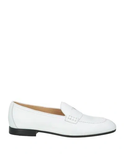 Doucal's Woman Loafers White Size 6.5 Leather