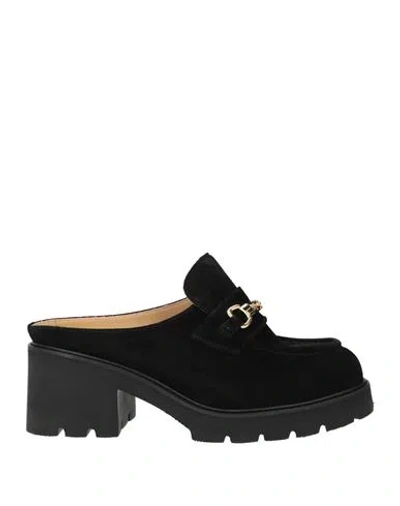 Doucal's Woman Mules & Clogs Black Size 8 Leather