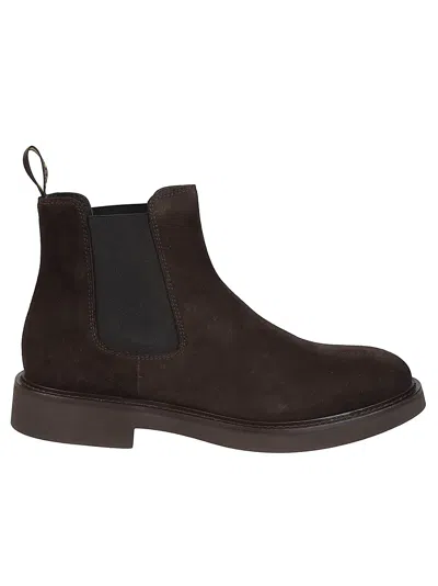 Doucal's Flat Suede Elastic Side Panels Ankle Boots In Black