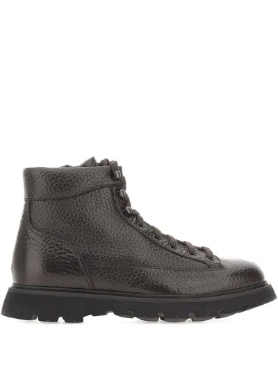 Doucal's Grained Lace-up Boots In Brown