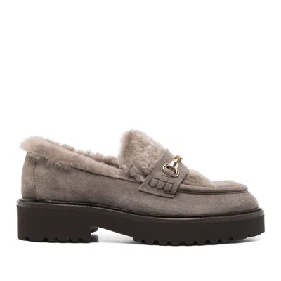 Doucal's Grey Plush Sheepskin Lining Flat Leather Loafers In Black