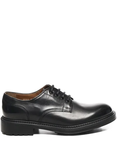 Doucal's Lace-up Leather Derby Shoes In Black