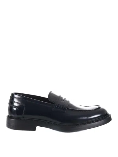 DOUCAL'S DOUCALS BRUSHED LEATHER MOCCASINS