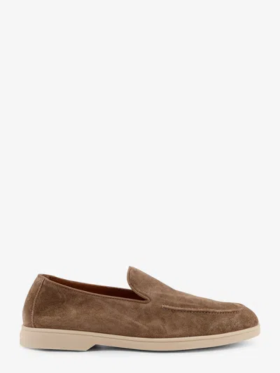 Doucal's Rounded Stitching Suede Loafers In Brown