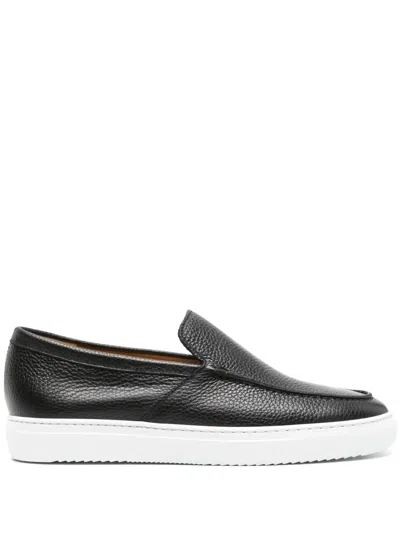 Doucal's Slip-on Leather Loafers In Black