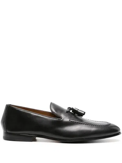 Doucal's Tassel-detail Leather Loafers In Black