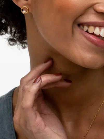 Dower & Hall Open-circle Pearl Earrings In Gold