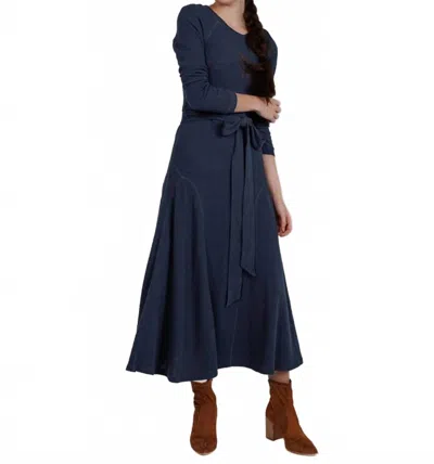 Downeast Destination Long Sleeve Midi Length Knit Dress In Carbon In Blue