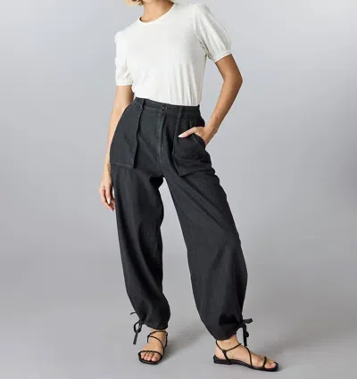 Downeast Patch Pocket Tie Ankle Pants In Black