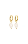 Dpt Antwerp Endless Pearl Earrings In Gold