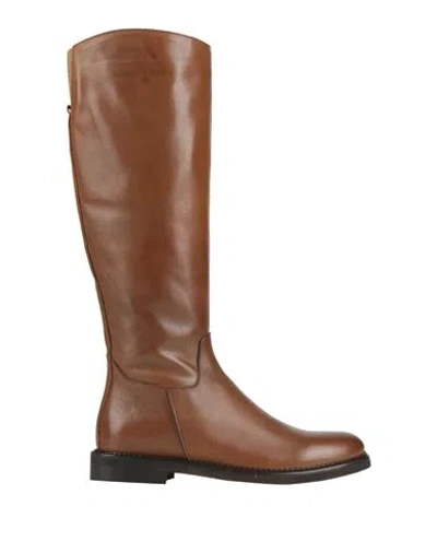 Dr Company Woman Boot Tan Size 8 Calfskin In Brown