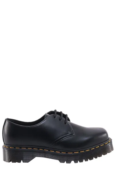 Dr. Martens' Contrast Stitching Lace Up Shoes In Black