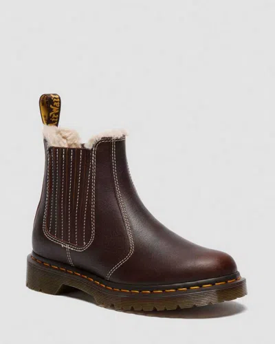 Dr. Martens 2976 Leonore Ii Faux Grizzly Leder Chelsea Stiefel Mit Kunstfellfutter In Brown