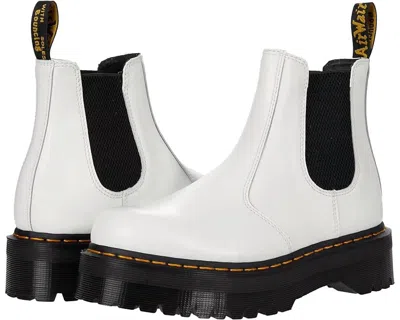 DR. MARTENS' 2976 QUAD IN WHITE SMOOTH