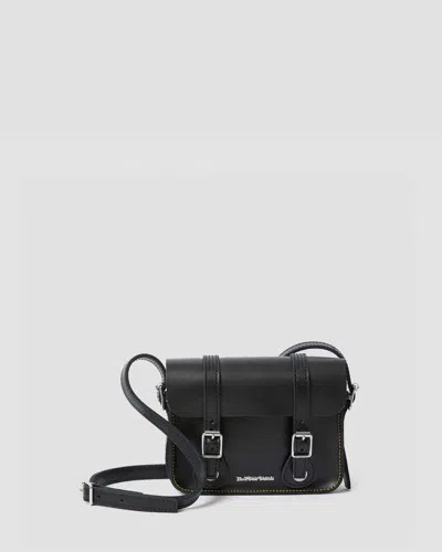 Dr. Martens' 7 Inch Leather Crossbody Bag In Schwarz