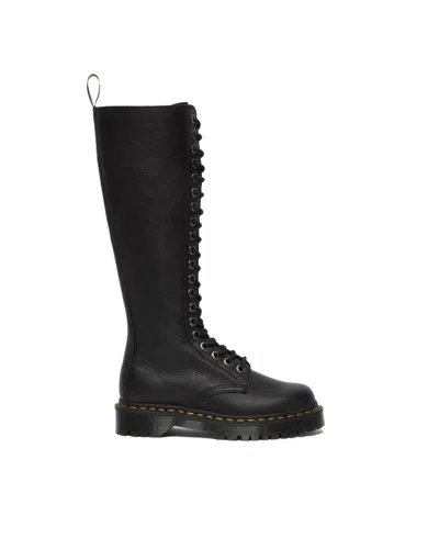 Dr. Martens Boot In Black