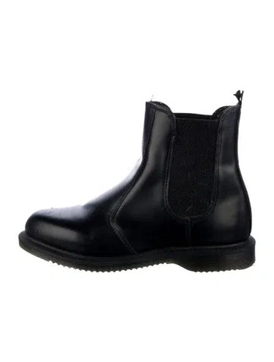 Pre-owned Dr. Martens Leather Chelsea Boots In Black