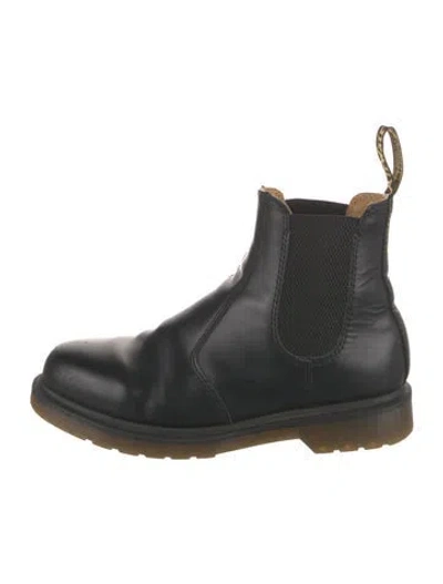 Pre-owned Dr. Martens Leather Chelsea Boots In Black